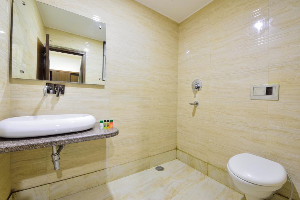 Centra Inn New Delhi Exterior photo